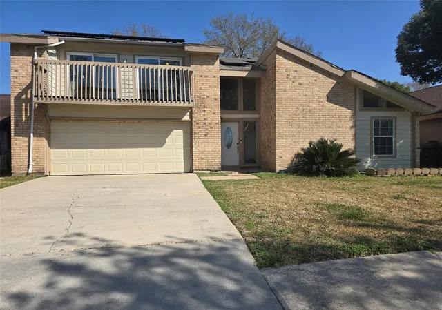 Photo 2 of Single family home for sale at 12323 Split Rail Ln, Houston, TX 77071 | MLS# 51745729 | Listing updated on 2026-07-29