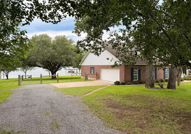 Homes for sale in Jewett, TX | 303 Lcr 911, Jewett, TX 75846 | MLS# 47703479