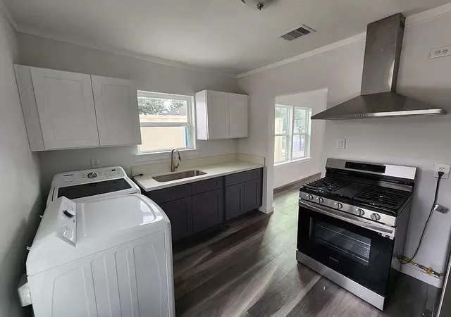 Photo 3 of Multi family home for sale at 3903 Broyles St, Houston, TX 77026 | MLS# 92356207 | Listing updated on 2026-07-27