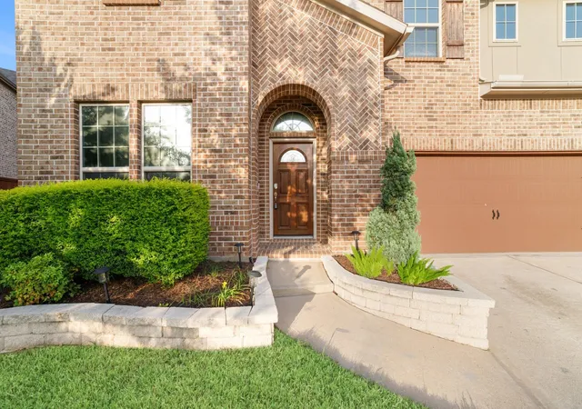 Photo 3 of Single family home for sale at 17003 Hinkley Glen Ct, Richmond, TX 77407 | MLS# 94467399 | Listing updated on 2026-09-17