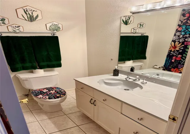 Photo 4 of Sale Pending at 1417 27th Avenue N, Texas City, TX 77590 | MLS# 40689894 | Listing updated on 2026-09-08