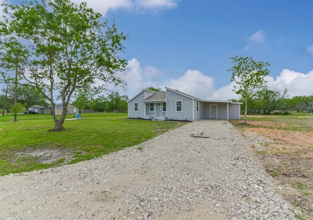 Single family home for sale at 13252 Kanak St, Needville, TX 77461 | MLS# 97530443