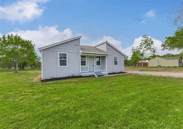 Photo 3 of Single family home for sale at 13252 Kanak St, Needville, TX 77461 | MLS# 97530443 | Listing updated on 2026-09-20