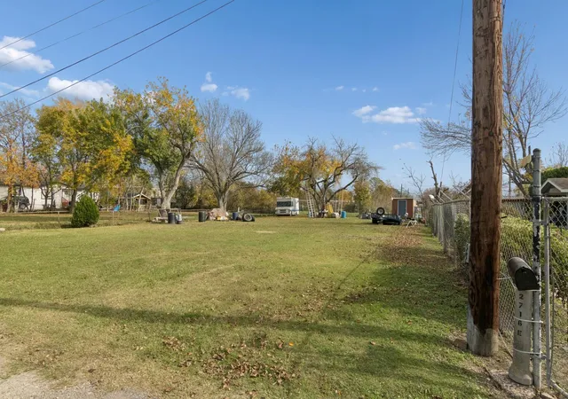 Photo 3 of Single family home for sale at 2716 Southmore Ave #E, Pasadena, TX 77502 | MLS# 86133025 | Listing updated on 2026-08-04