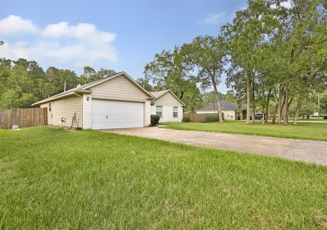 3rd image of 11502 Walraven Dr, Huffman, TX 77336 | MLS# 13629038