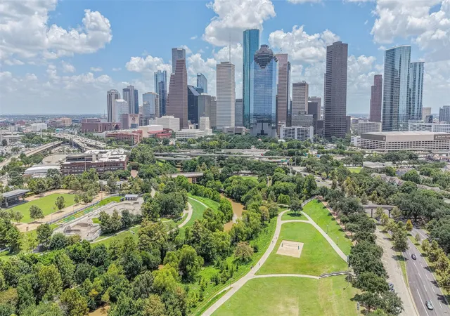 44th image of 1201 Mcduffie St #106, Houston, TX 77019 | MLS# 57049447