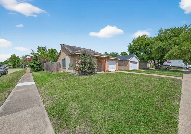 Homes for sale in Katy, TX | 19462 Cypress River Dr, Katy, TX 77449 | MLS# 49980778