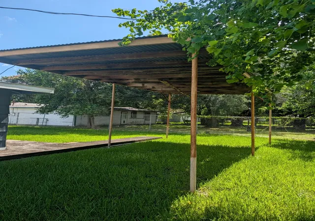 3rd image of 1431 15Th Ave N, Texas City, TX 77590 | MLS# 8721031