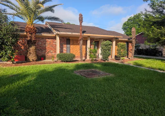 1st image of 11302 Sageheather Dr, Houston, TX 77089 | MLS# 17992244