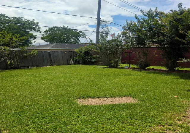 4th image of 11302 Sageheather Dr, Houston, TX 77089 | MLS# 17992244