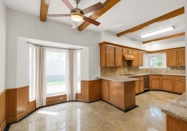 Photo 3 of Single family home for sale at 9727 Pine Pass Dr Dr, Houston, TX 77070 | MLS# 37877953 | Listing updated on 2026-09-13
