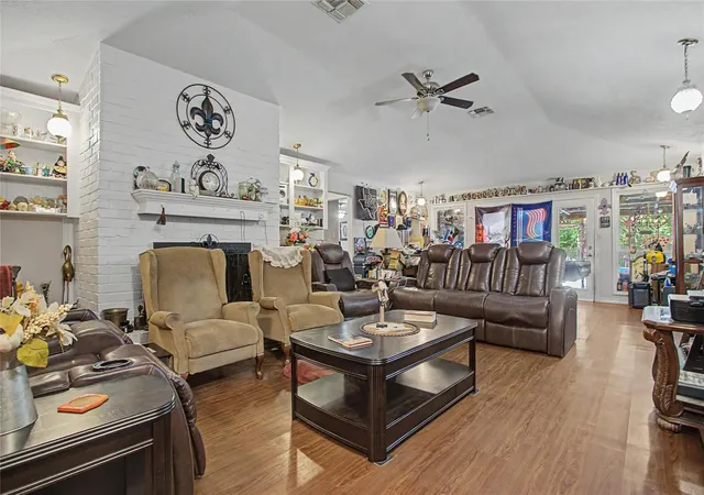 Photo 2 of Sale Pending at 2549 River Ridge, Conroe, TX 77385 | MLS# 98375376 | Listing updated on 2026-08-06