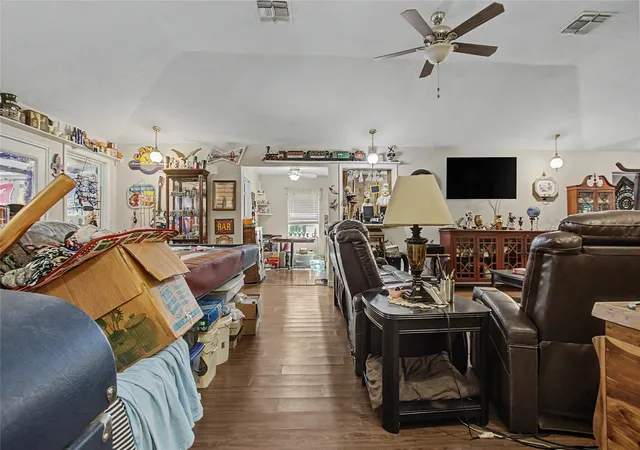 Photo 4 of Sale Pending at 2549 River Ridge, Conroe, TX 77385 | MLS# 98375376 | Listing updated on 2026-08-06
