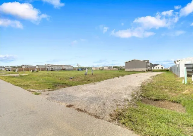 13th image of 752 Road 5820, New Caney, TX 77357 | MLS# 28692320