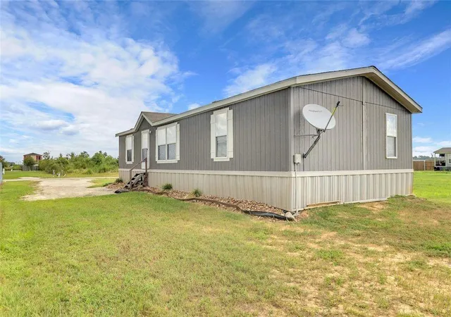 2nd image of 752 Road 5820, New Caney, TX 77357 | MLS# 28692320