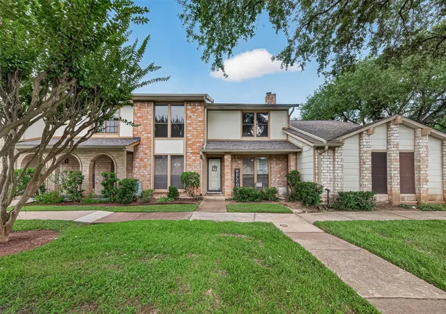47th image of 48 T Huxley Ln, Missouri City, TX 77459 | MLS# 57151216