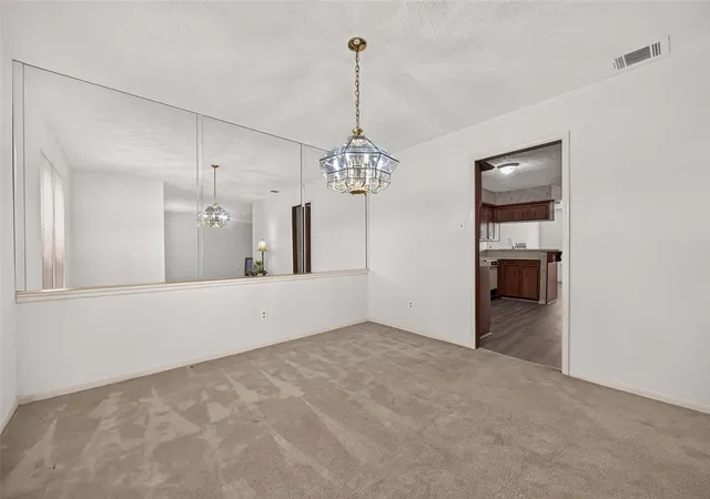 5th image of 48 T Huxley Ln, Missouri City, TX 77459 | MLS# 57151216