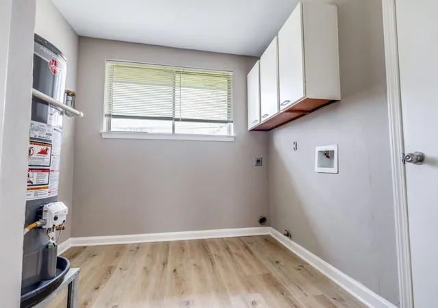 Photo 4 of Sale Pending at 803 Knob Holw St, Channelview, TX 77530 | MLS# 72800273 | Listing updated on 2026-10-09