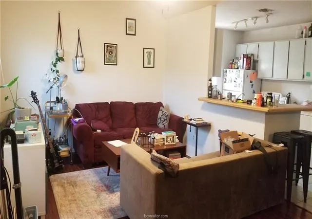 4th image of 209 Richards, College Station, TX 77840 | MLS# 66981949