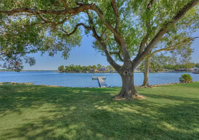 2nd image of 1428 Bowsprit Pt, Willis, TX 77318 | MLS# 50515466
