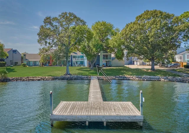 5th image of 1428 Bowsprit Pt, Willis, TX 77318 | MLS# 50515466