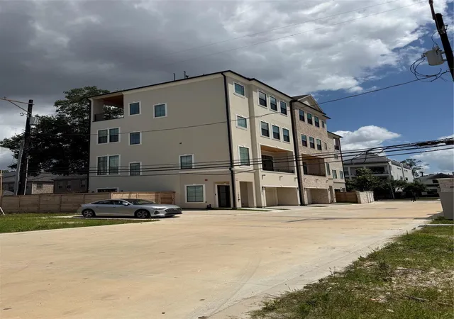 22nd image of 7607 Janak Spring St, Houston, TX 77055 | MLS# 47792739