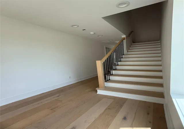 5th image of 7607 Janak Spring St, Houston, TX 77055 | MLS# 47792739