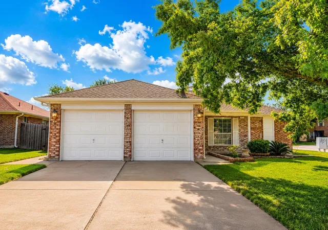 Photo 1 of Sale Pending at 7102 Pheasant Grv Dr, Cypress, TX 77433 | MLS# 13310742 | Listing updated on 2026-09-09