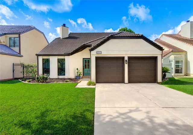 Photo 1 of Single family home for sale at 12311 Brighton Ln, Meadows Place, TX 77477 | MLS# 45219181 | Listing updated on 2026-10-06