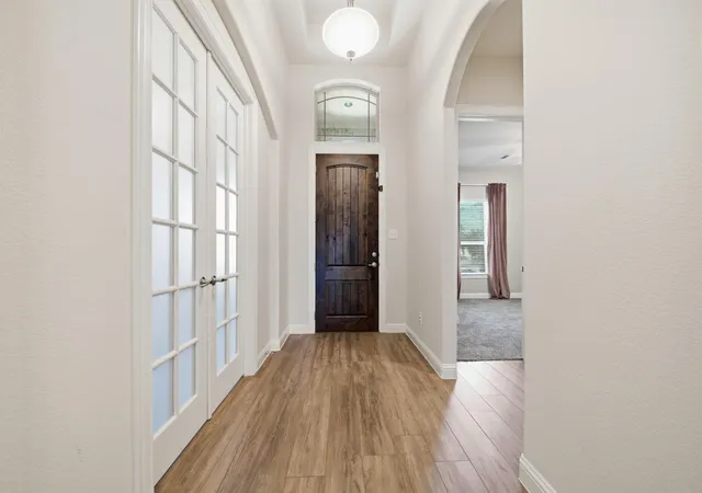 5th image of 10243 S Goshawk Trl, Conroe, TX 77385 | MLS# 33786200