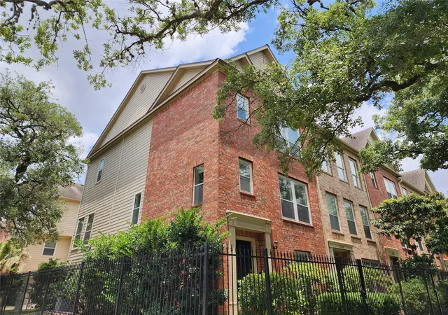 1st image of 2722 Crawford St, Houston, TX 77004 | MLS# 62003511