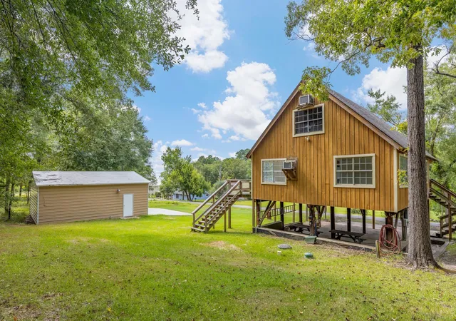 Photo 3 of Single family home for sale at 161 White Oak St, Pointblank, TX 77364 | MLS# 13311669 | Listing updated on 2026-09-18