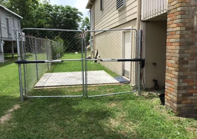 Photo 3 of Single family home for sale at 4615 Ave Q 1/2, Galveston, TX 77551 | MLS# 56661667 | Listing updated on 2026-09-16