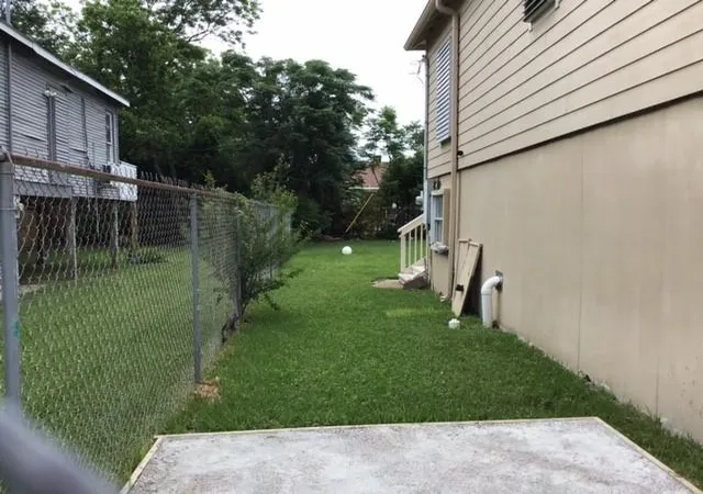 Photo 3 of Single family home for sale at 4615 Ave Q 1/2, Galveston, TX 77551 | MLS# 56661667 | Listing updated on 2026-09-16