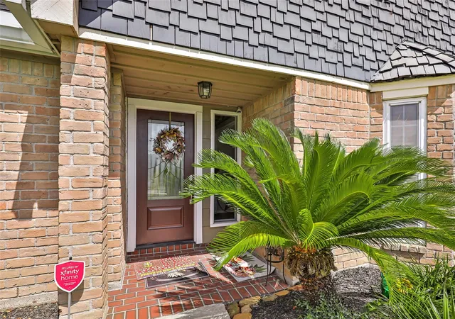 3rd image of 614 S Diamondhead Blvd, Crosby, TX 77532 | MLS# 17467711