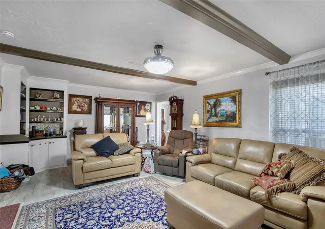 5th image of 614 S Diamondhead Blvd, Crosby, TX 77532 | MLS# 17467711