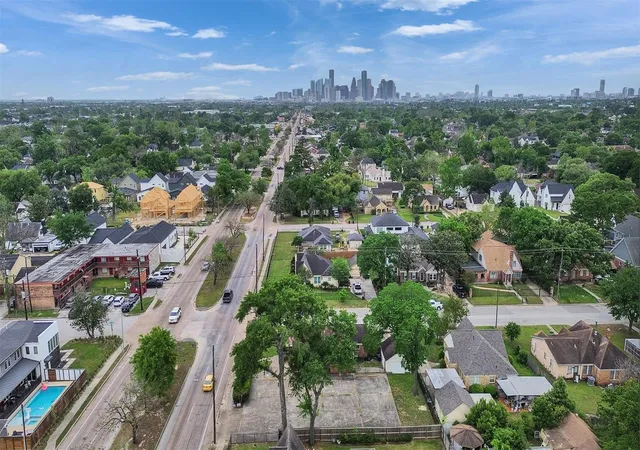 5th image of 713 Fairbanks St, Houston, TX 77009 | MLS# 53935314