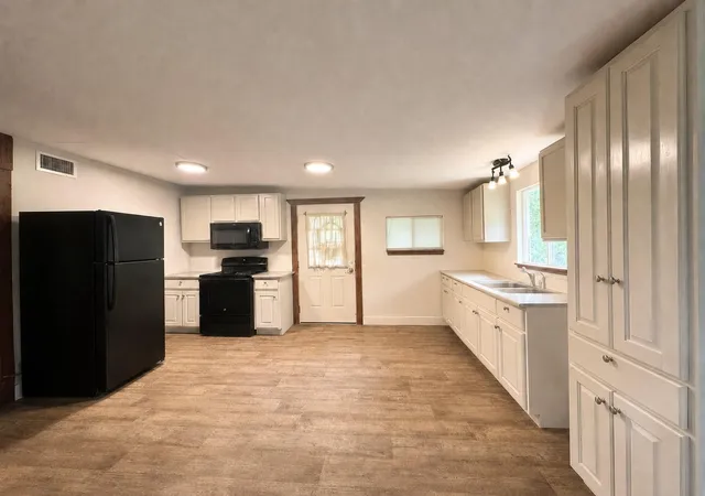 Photo 3 of Single family home for sale at 3427 County Rd 117, Wharton, TX 77488 | MLS# 77979078 | Listing updated on 2026-07-25