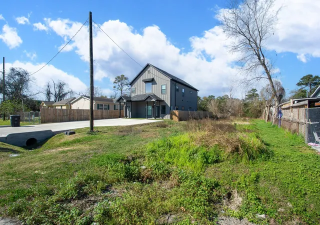 16th image of 7819 Joy St, Houston, TX 77028 | MLS# 2476478