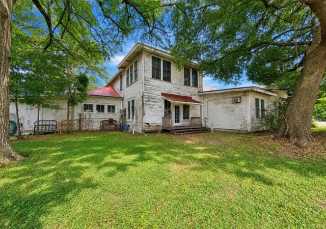 Homes for sale in Buna, TX | 895 Tx State Hwy 62, Buna, TX 77612 | MLS# 95170560
