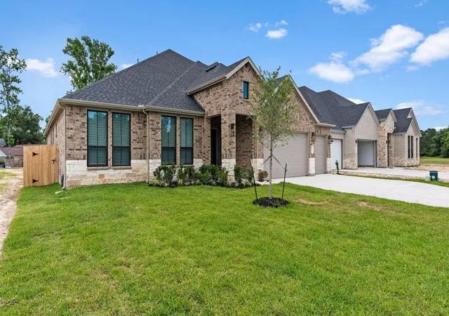 1st image of 2300 Friendswood Trail, Friendswood, TX 77546 | MLS# 47114891