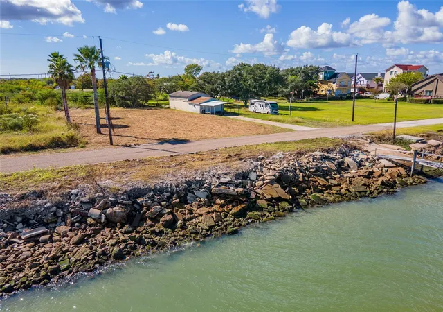 1st image of 2225 Avenue A, Dickinson, TX 77539 | MLS# 34338124
