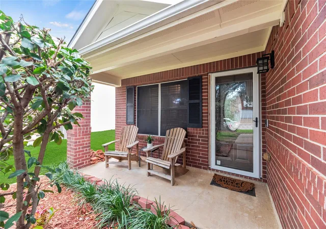Photo 3 of Single family home for sale at 20723 Dewberry Crk Ln, Katy, TX 77449 | MLS# 73443856 | Listing updated on 2026-09-19