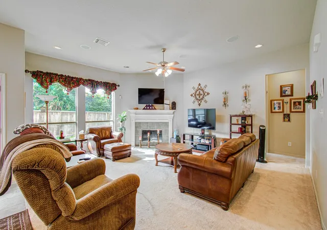 4th image of 1819 Ryansbrook Ln, Spring, TX 77386 | MLS# 58328659