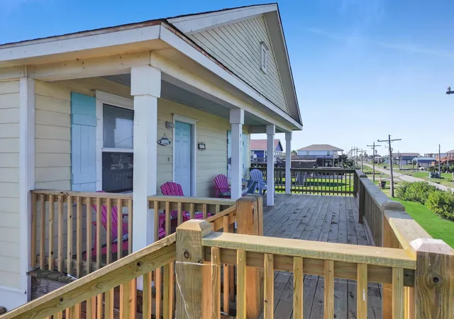 4th image of 905 Sage Rd, Port Bolivar, TX 77650 | MLS# 5521205