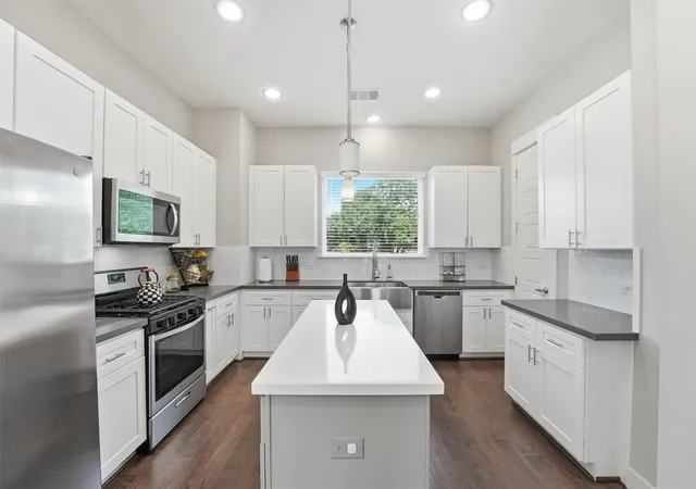 1st image of 2057 Sherwood Forest St, Houston, TX 77043 | MLS# 62194542