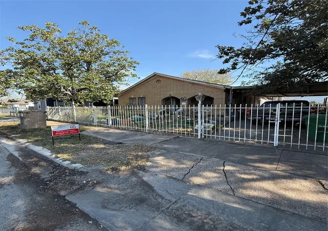 6th image of 514 N Jenkins St, Houston, TX 77003 | MLS# 21042139