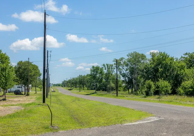 Homes for sale in Bedias, TX | 6501 Atakapan Trail, Bedias, TX 77831 | MLS# 31058261