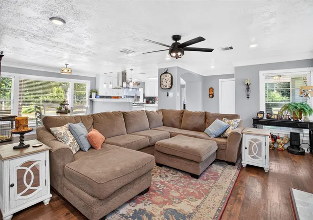 Photo 4 of Single family home for sale at 1566 State Hwy 7 W, Crockett, TX 75835 | MLS# 26128243 | Listing updated on 2026-09-24
