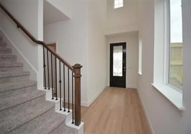 Photo 4 of Single family home for sale at 724 Ocean Palms Dr, Katy, TX 77493 | MLS# 84696288 | Listing updated on 2026-09-03